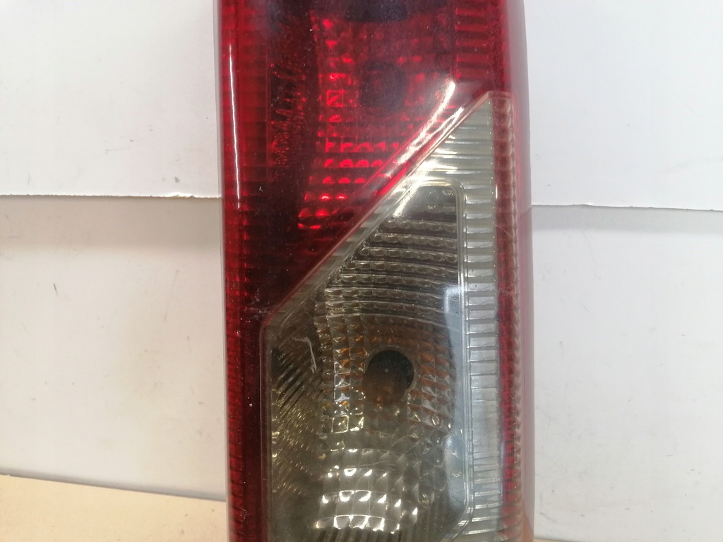 фото №3, Лампа правая задняя citroen dispatch jumpy scudo ii