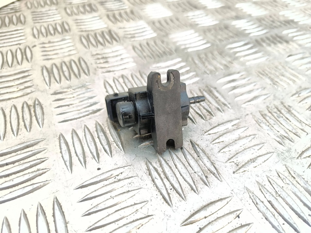 Opel astra j 2011 клапан вакууму / електроклапан турбіни Зі Шроту