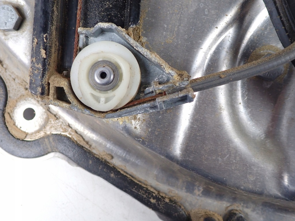 фото №9, Механізм підйому скло правий задня audi a8 s8 d3 5.2 fsi 4e0839850a