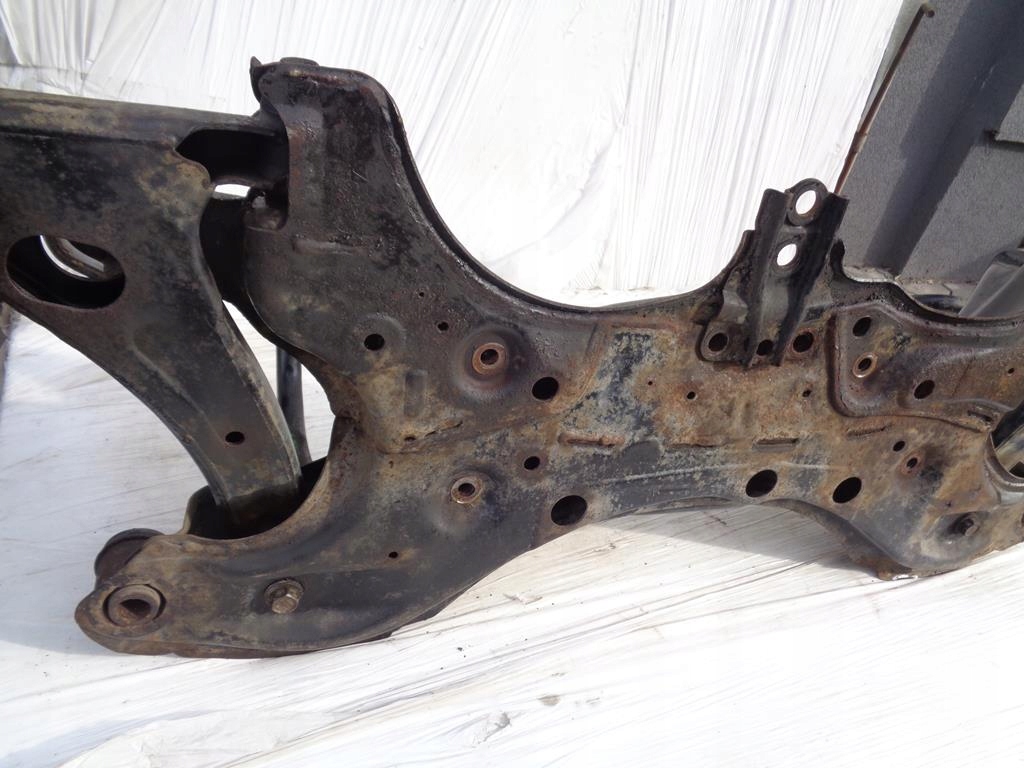 фото №9, Підрамник підрамник поперечина підрамник комплектна toyota avensis t25 2.0 d4d 2007r.