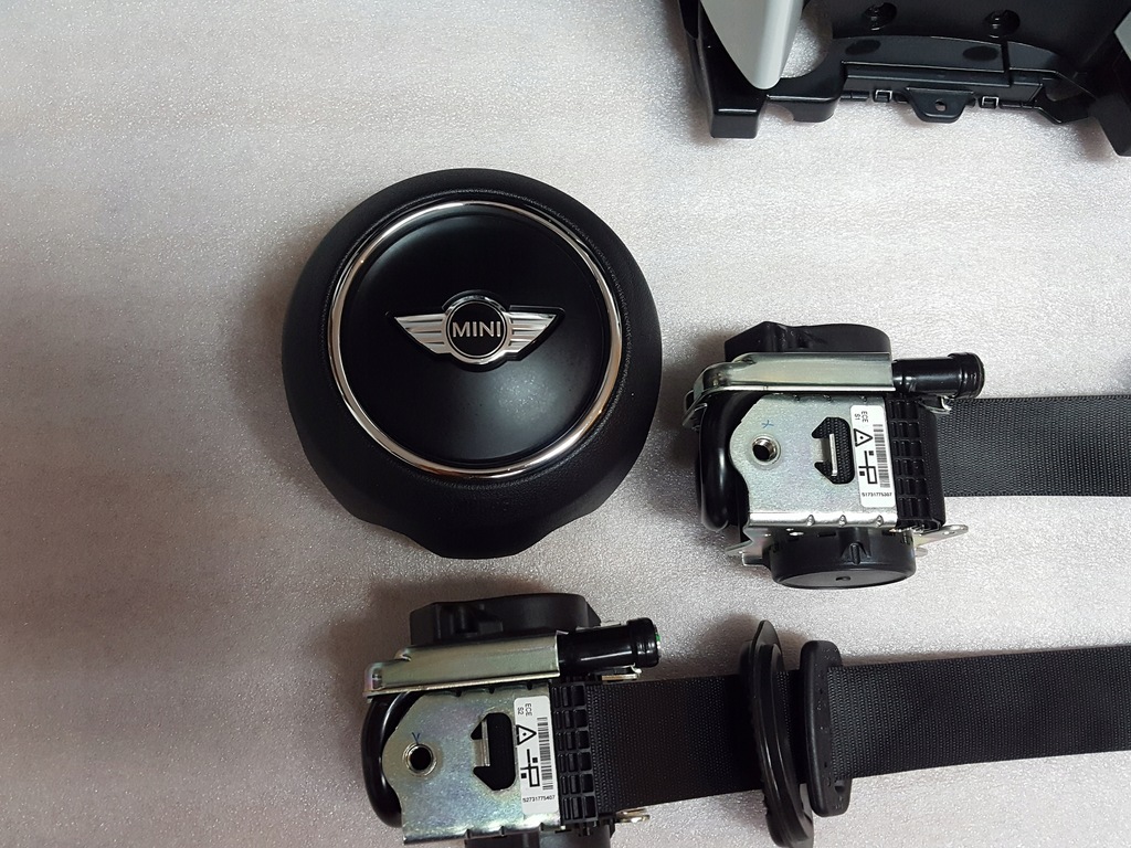 фото №5, Консоль приборная панель приборная панель mini cooper f 56 2подушка безопасности ремни