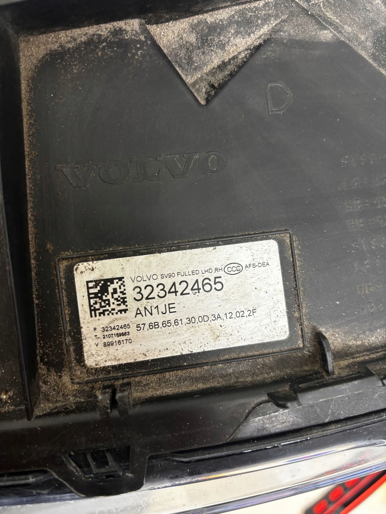 фото №15, Volvo s90, v90 32342465 перед сторона права лампа передня фара