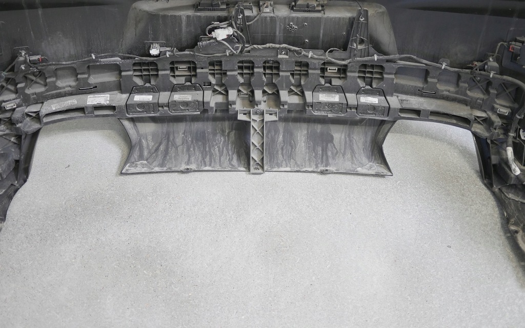 фото №15, 2016-2024 camaro 6.2 zl1 бампер задня задній підкладка дифузор оригінальний