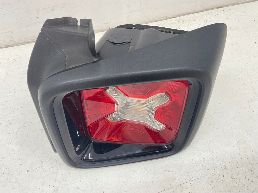 фото №2, Лампа правая задняя jeep renegade