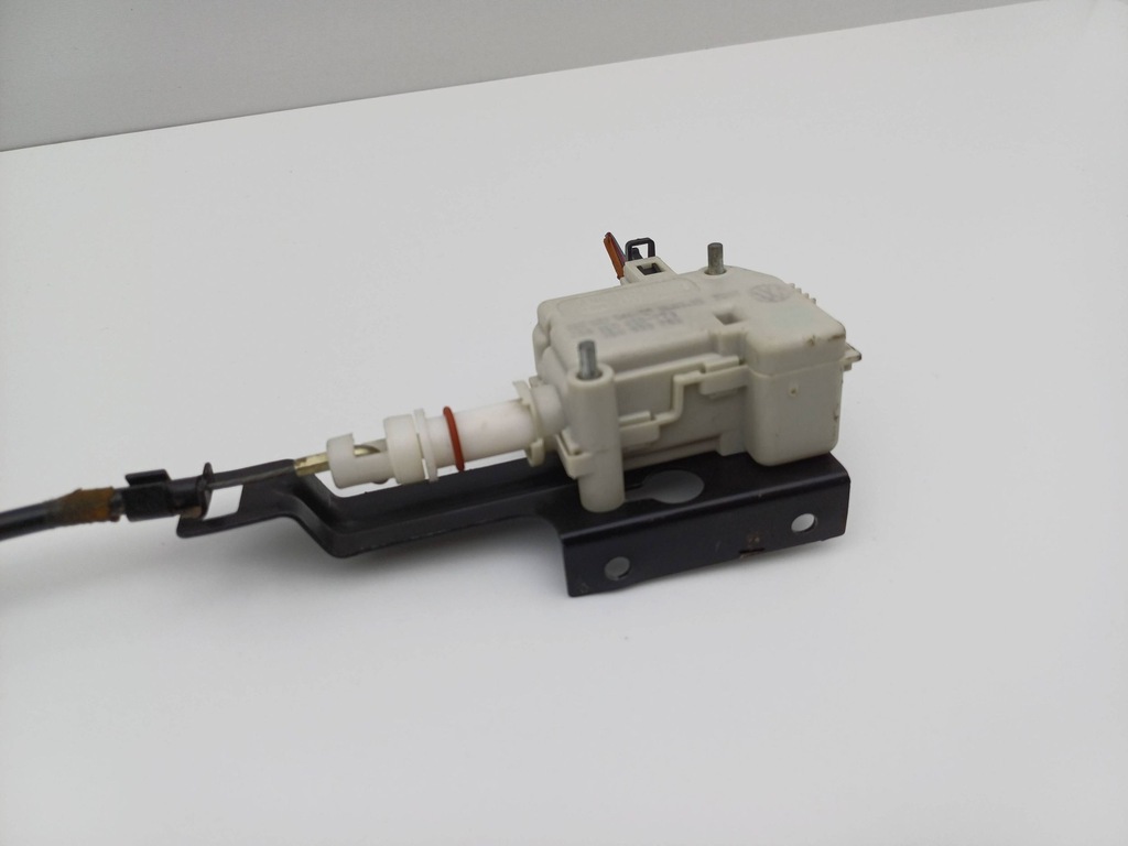 фото №6, Привід кришка заливної пального vw new beetle 3b0959782 nr216