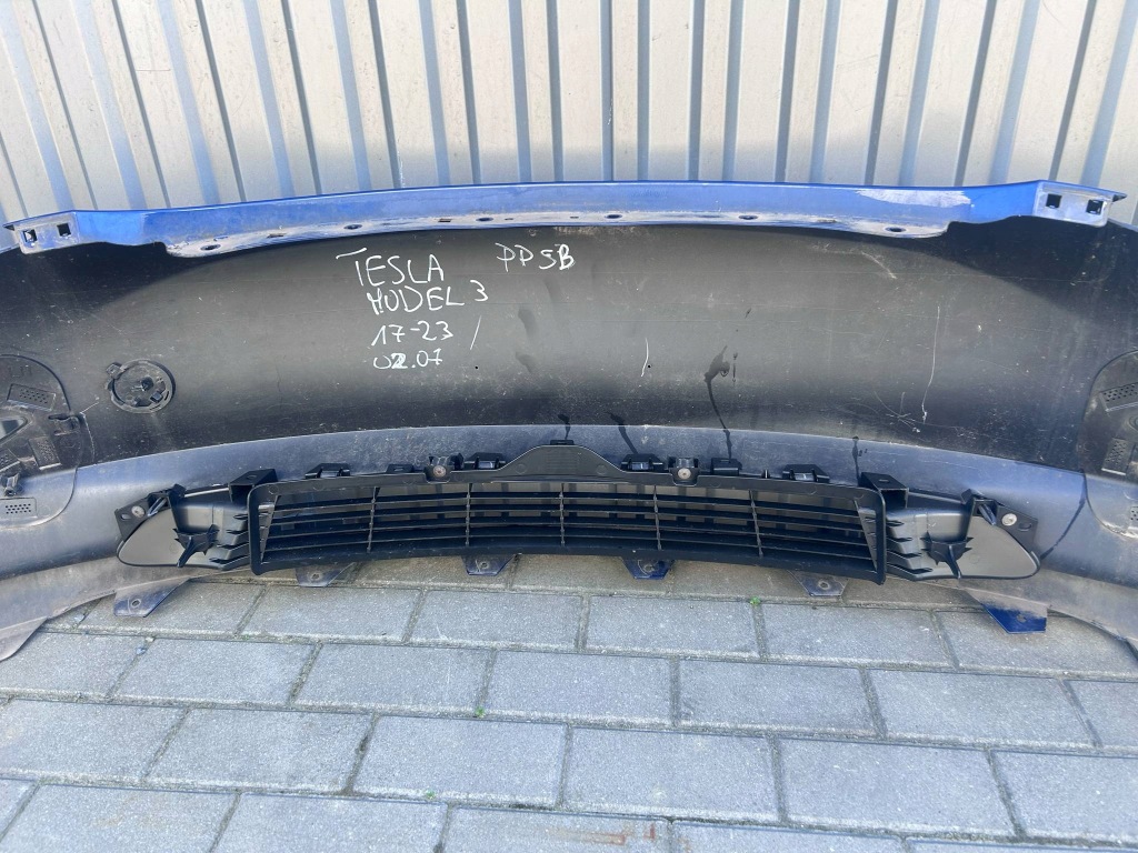 Tesla model 3 бампер перед передний ppsb 17-23rok 1530701-03-f оригинал с Разборки