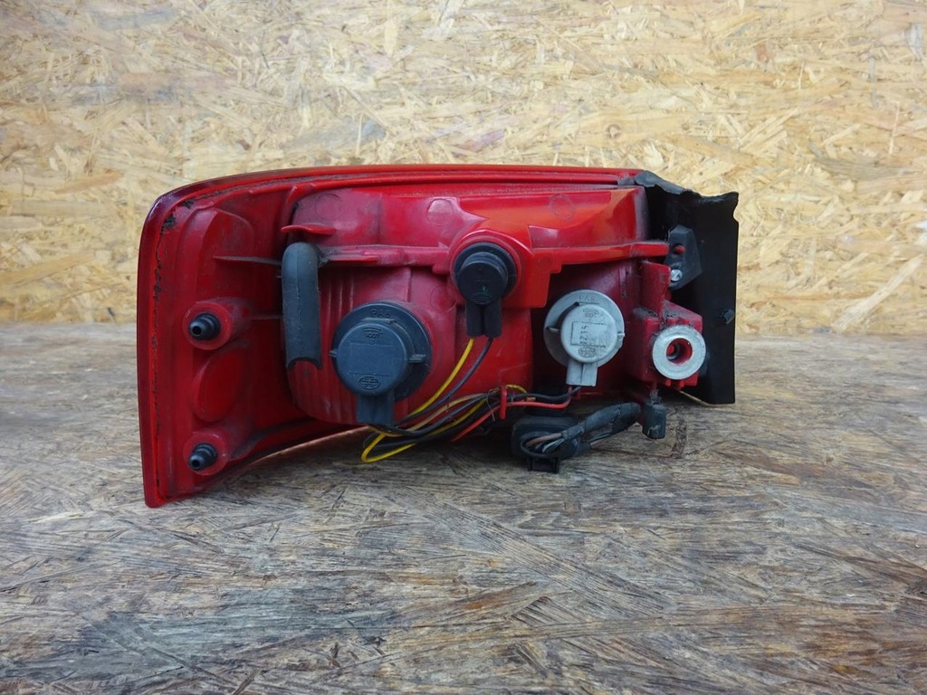 фото №9, Audi s5 a5 8t 3d coupe cabrio лампа правая задняя задняя 8t0945096