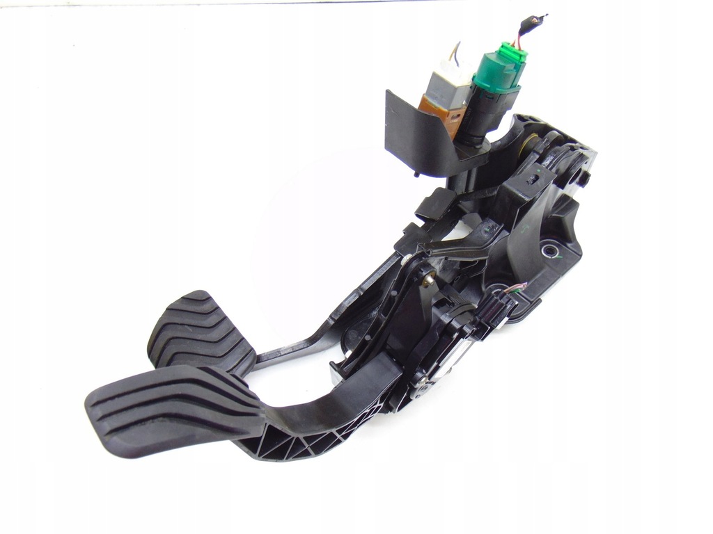 фото №2, Педаль тормоза газа 180100879r renault captur ii