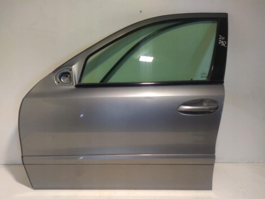 фото №1, Двері лівий перед mercedes w211 c792 792
