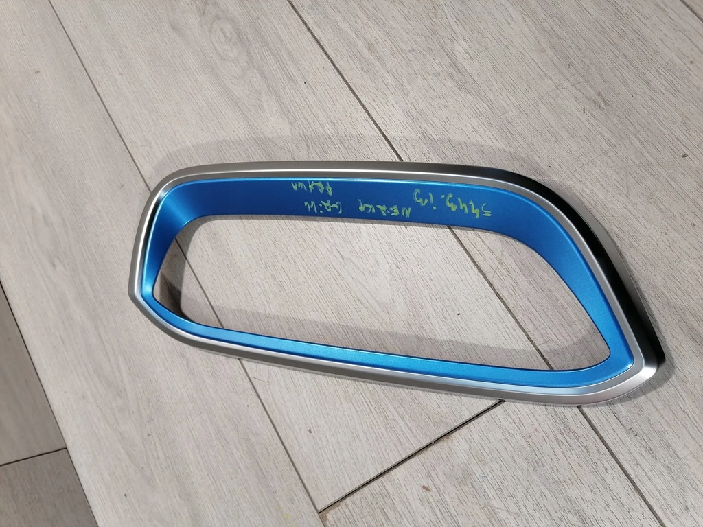 фото №1, Bmw i3 решётка радиатора решётка радиатора правая 7375884