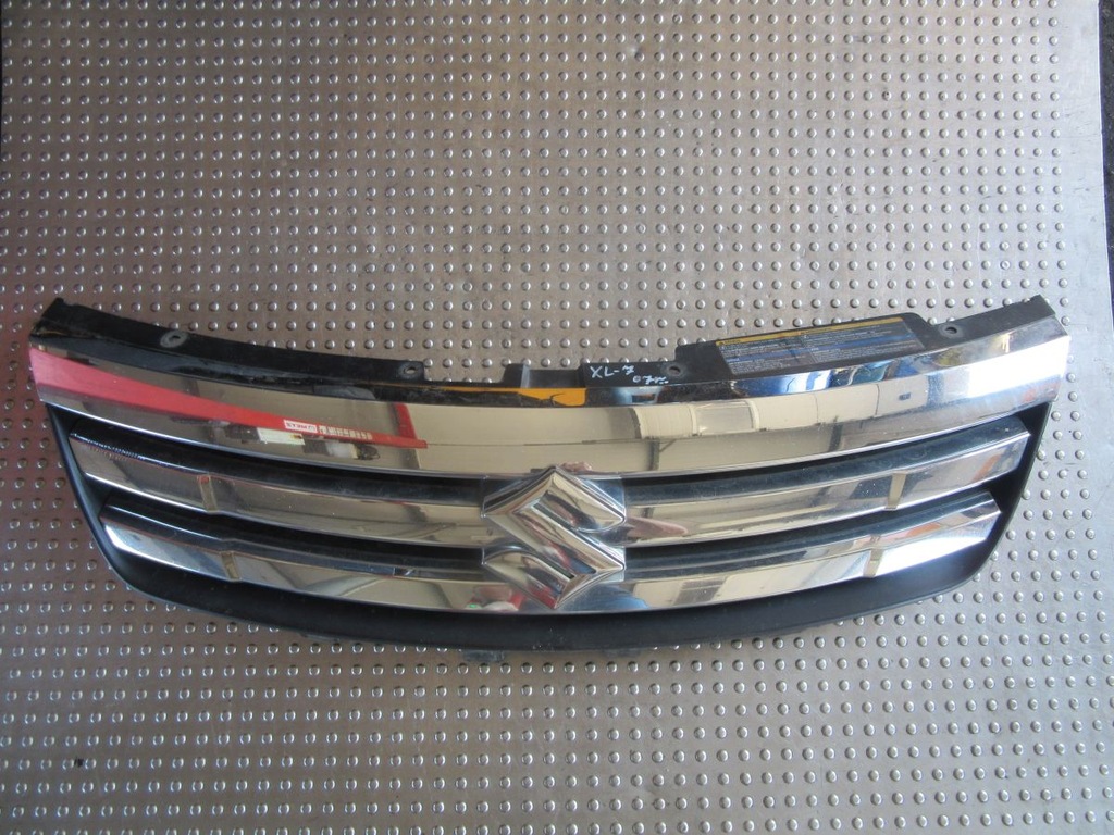 фото №1, Suzuki xl7 2007 решётка радиатора решётка радиатора хром