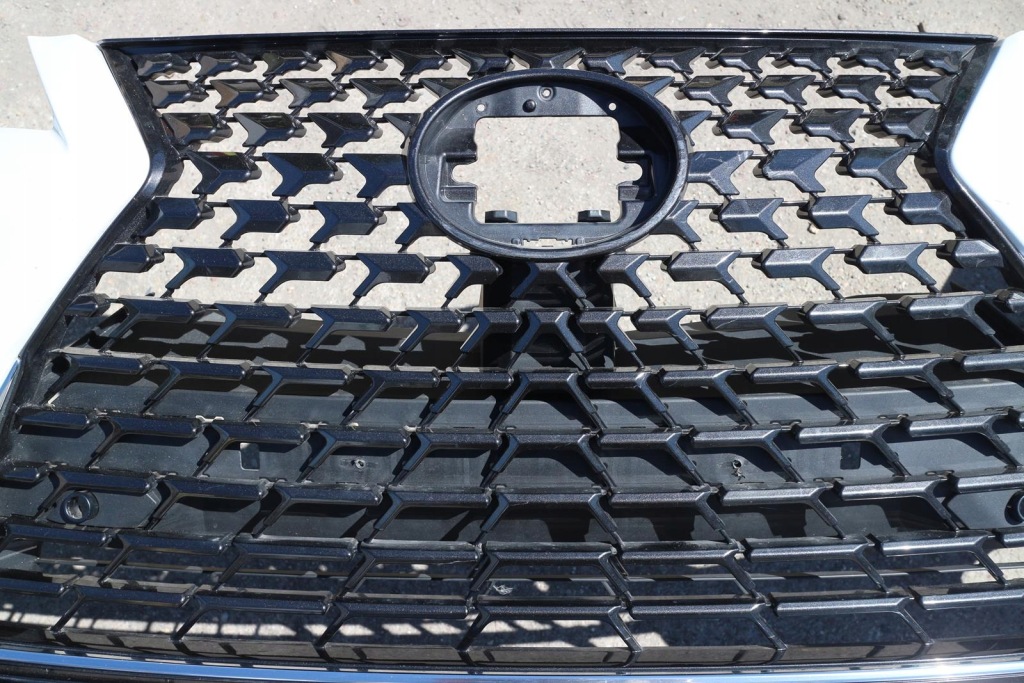 фото №10, Бампер решётка радиатора перед lexus ux 2018-