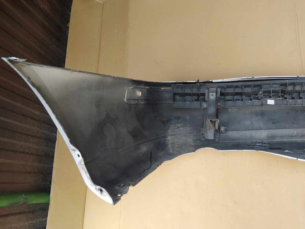 фото №9, Бампер задняя задний - mitsubishi carisma