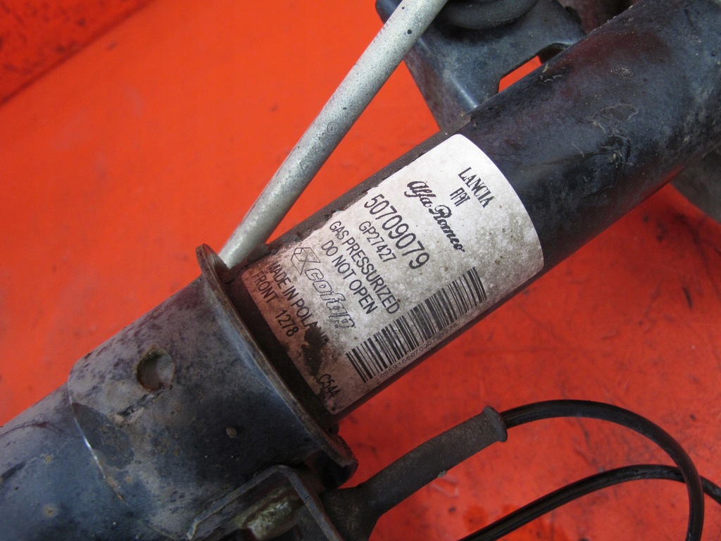 фото №9, Fiat 500 07- 1.3 mj поворотный кулак амортизатор левая