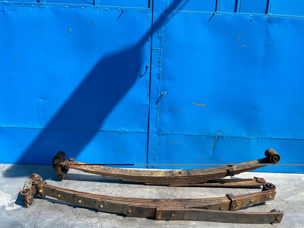 фото №1, Ford excursion 6,8 v10 ресора щітки задня задні