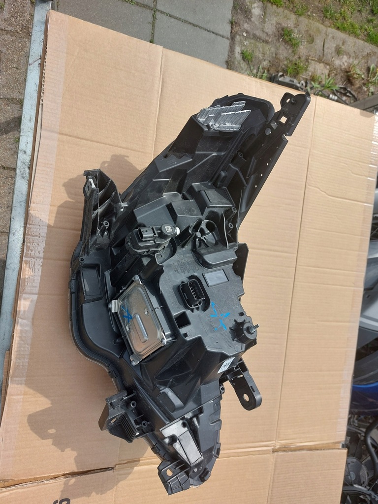 фото №6, Лампа передняя левая renault clio v 19- europa