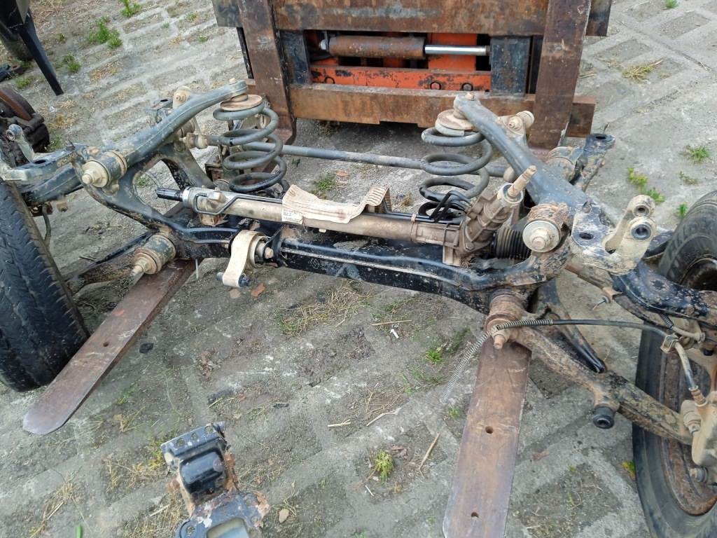 фото №1, Підрамник підрамник важелі magiel підвіска master ii