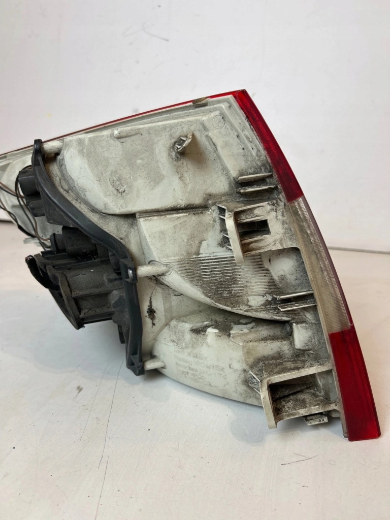 фото №11, Лампа задня задня права w крила skoda octavia iii sedan