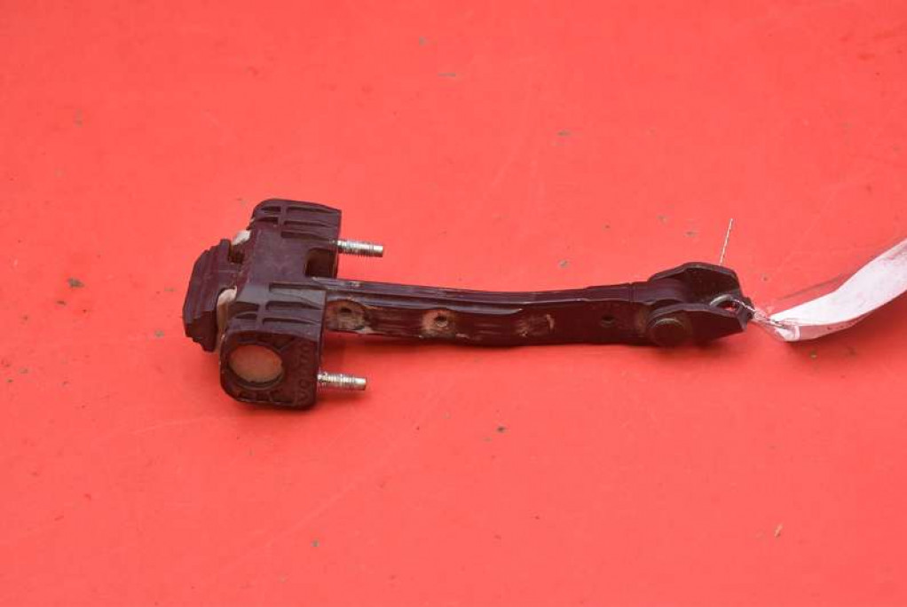 фото №5, Ограничитель дверь правый перед 31298466 volvo v60 1 i 10-13