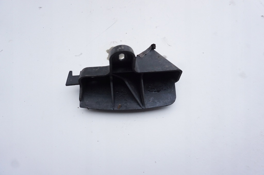 фото №1, Напрямна лампи правий задня audi a6 c6 kombi