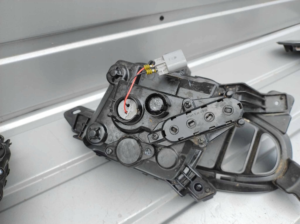 фото №7, Kia sportage противотуманная фара перед левый правый