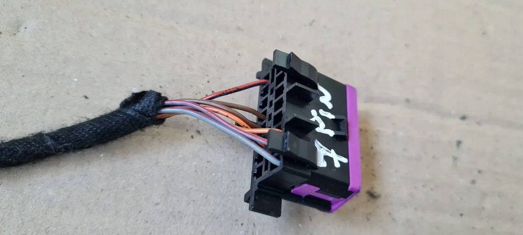 фото №7, S3 8v sedan a3 штекер разъём obd 3a0972695a a4 b8 q5 q3