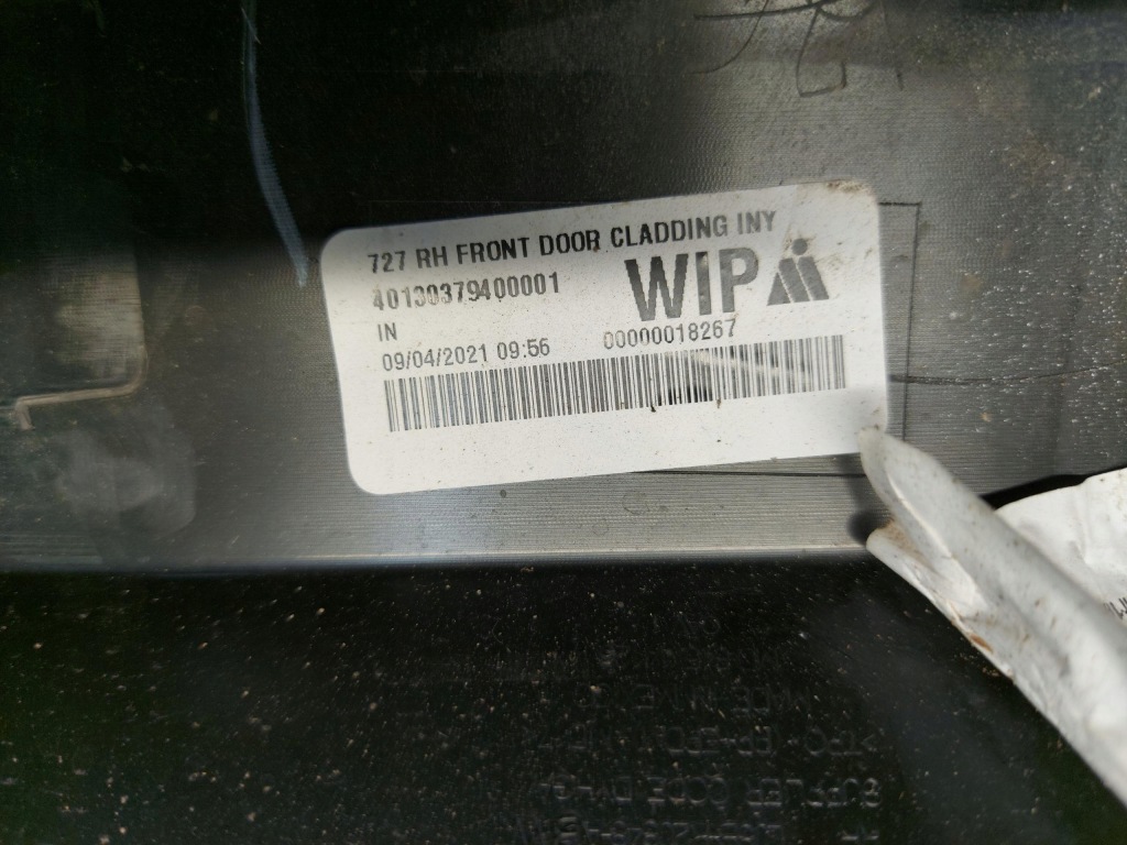 фото №3, Ford mustang mach-e молдинг двері правий перед lj8b-r20848-a