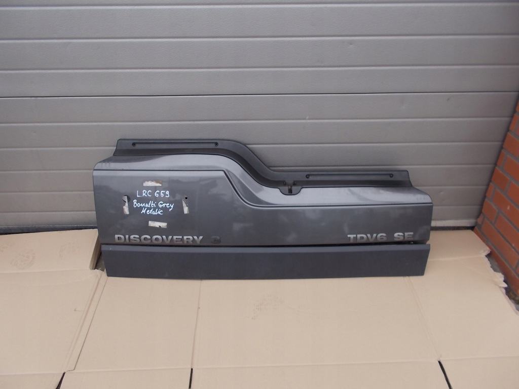 фото №1, Land rover discovery iii крышка багажника нижняя задняя lrc 659