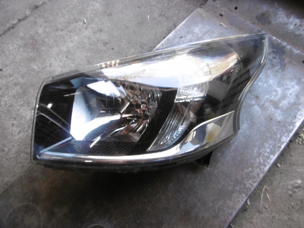 фото №1, Opel vivaro лампа правый перед led фара 14- opel оригинальный номер 93867948