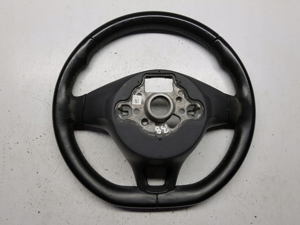 фото №10, Vw passat b8 14-18r воздуховод кожаный