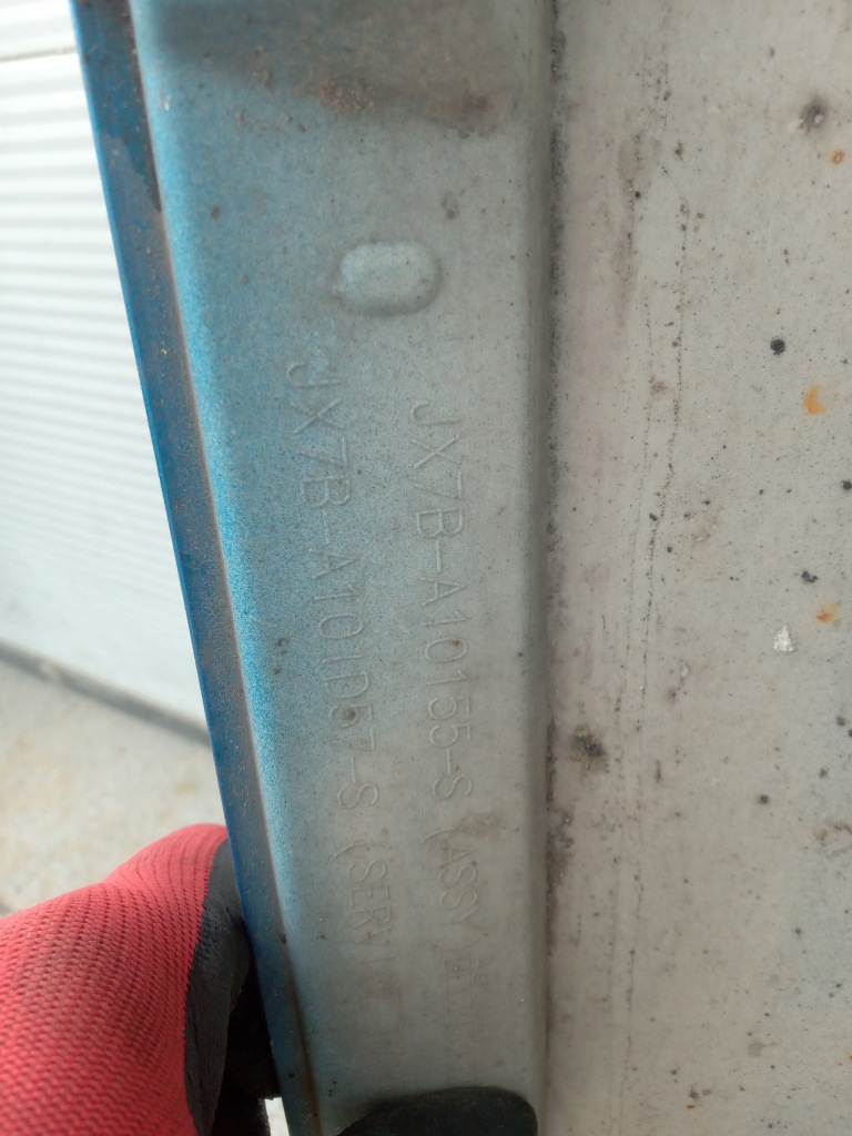 Ford focus mk4 пороги накладки пороговые st line с Разборки