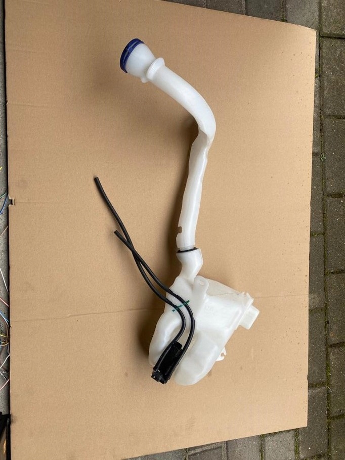 фото №1, Peugeot 208 2008 citroen бачок омывателя