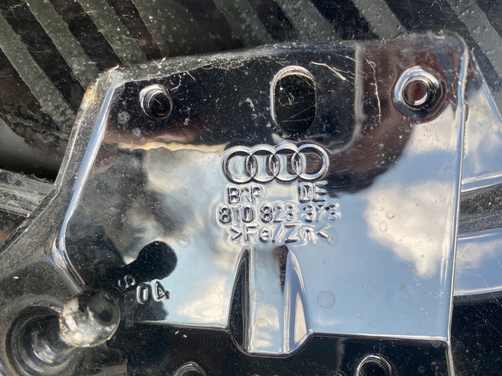 Капот крышка двигателя audi a4 b8 рестайлинг  европа Недорого