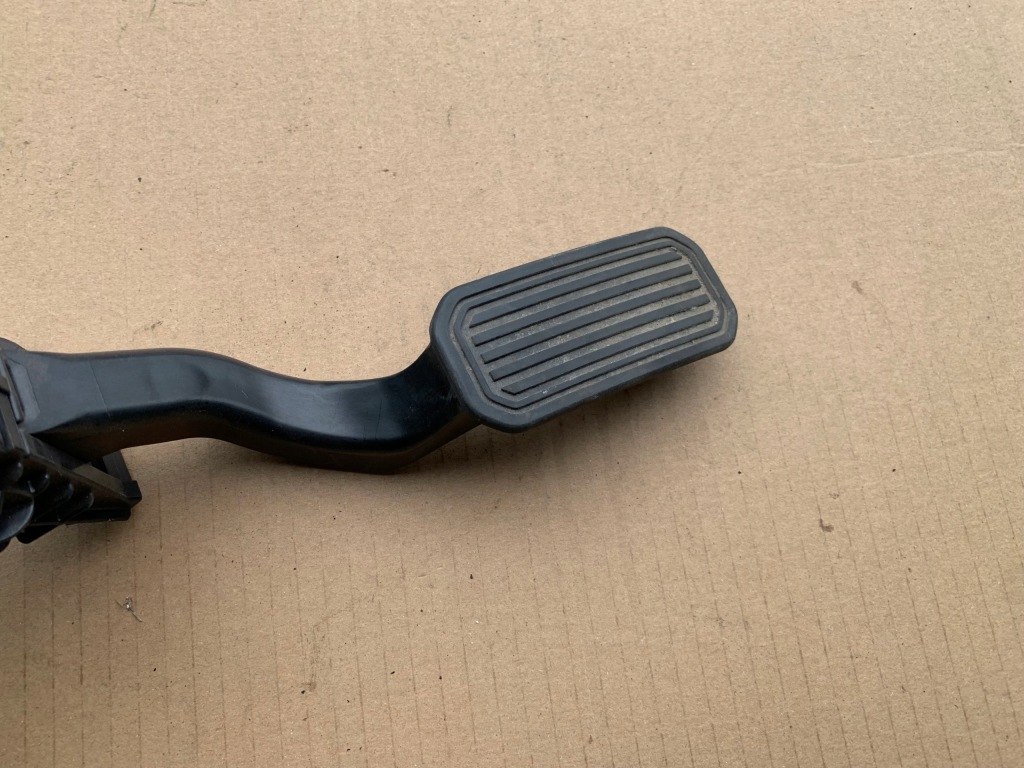 фото №2, Педаль газу 78120-08020 lexus rx ii 350 оригінал справний