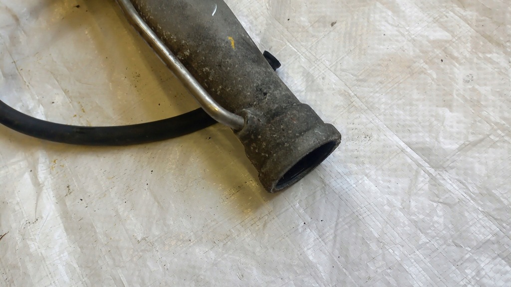 фото №6, Повітрозабірник труба audi a6 c5 2,7 bt 078133607b