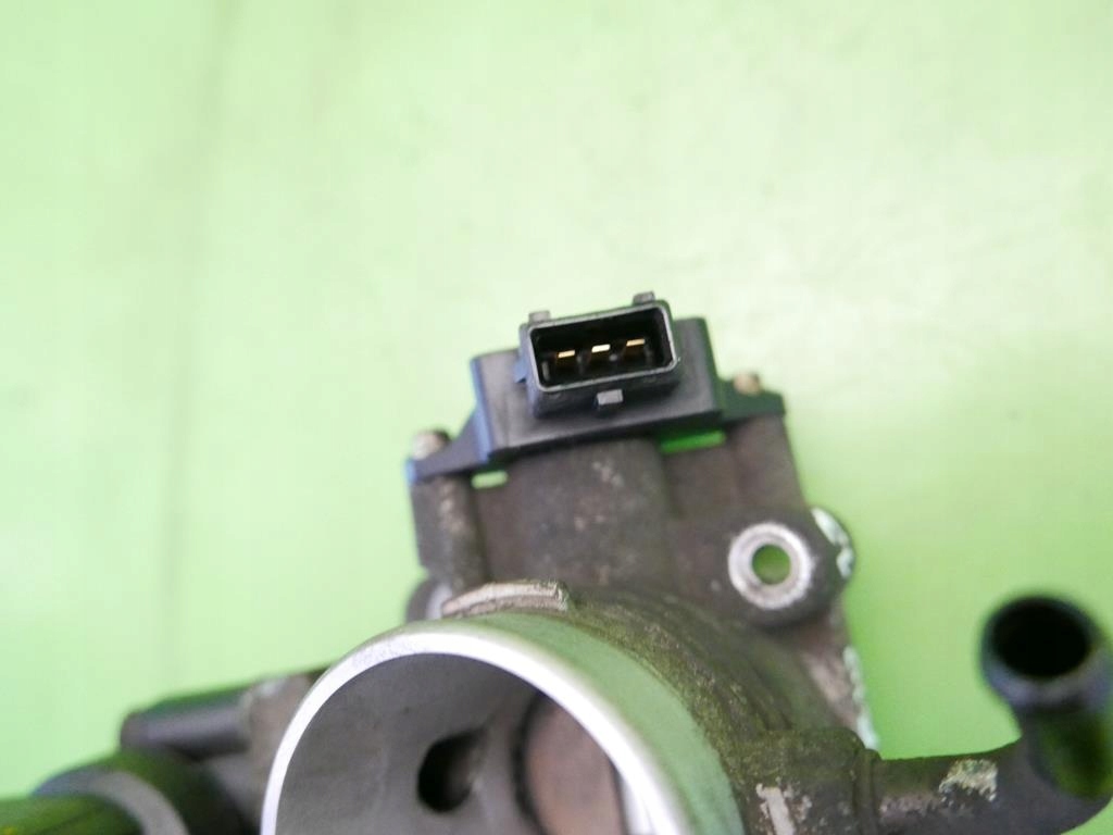 фото №6, Дроссельная заслонка + датчик kia rio i dc fl 1.3 8v 02-