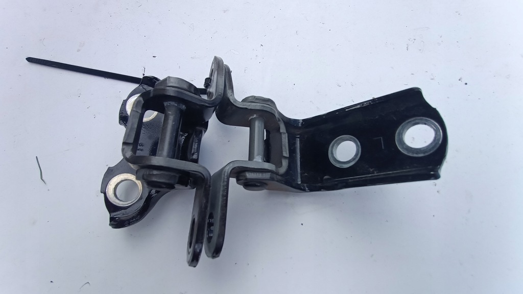 фото №4, Петли дверь задняя левый toyota land cruiser 150