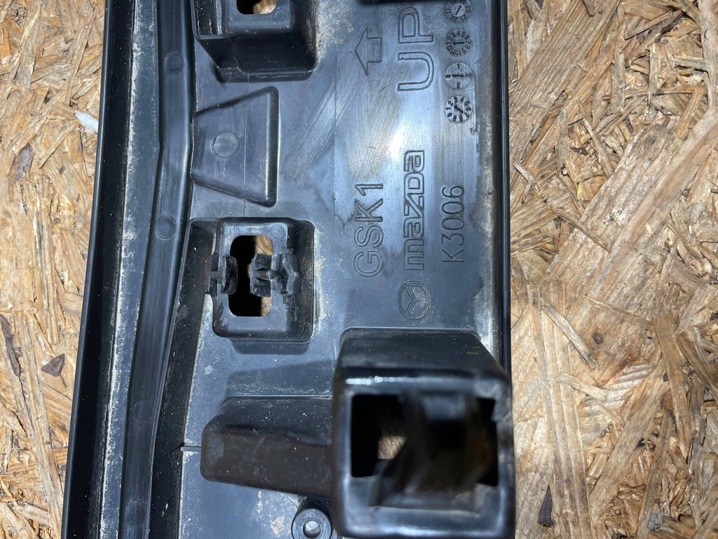 фото №10, Mazda 6 gj iii 3 lift 18-24 молдинг підкладка pod номерний знак бампер перед