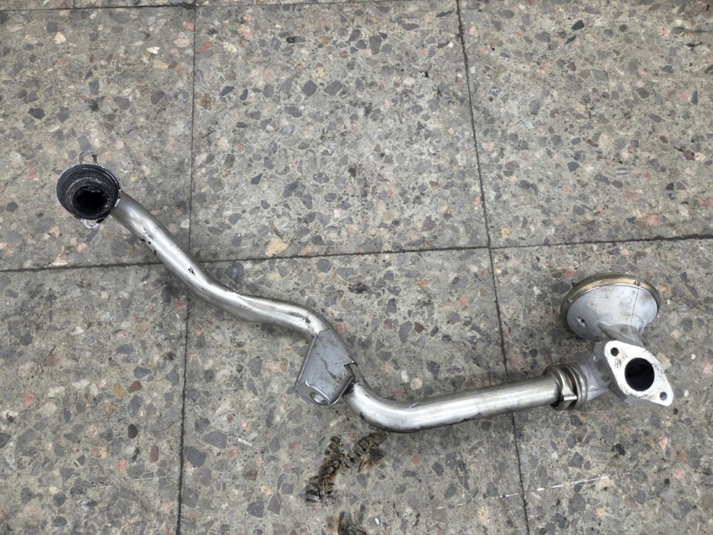 Купити Шланг труба egr bhz 10fd66 citroen c3 peugeot 207 1.4hdi