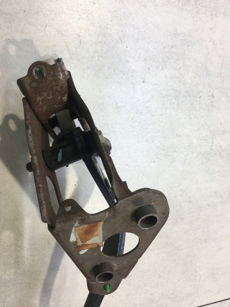 фото №9, Педаль сцепления toyota avensis i 2.0 d4d