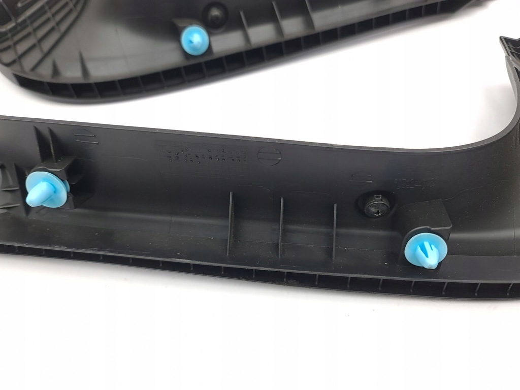 фото №14, Hyundai kona i 2020 комплект обшивка / обивка задний крышки багажника