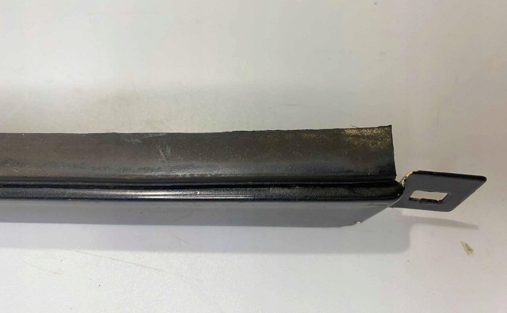 Mercedes-benz e w124 молдинг под фара передняя левая l в Украине