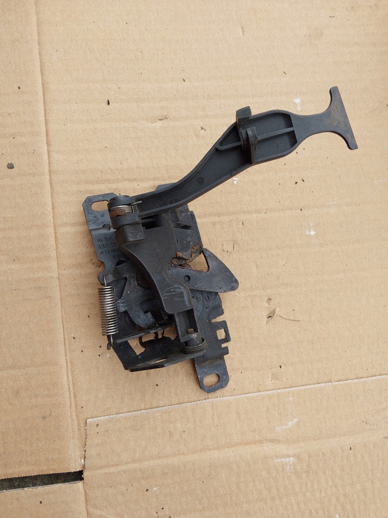 Купить Замок капот mercedes w169