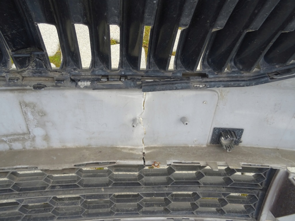 фото №12, Skoda octavia iii бампер передній оригінал pdc