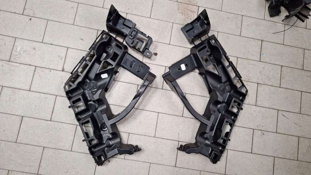 фото №4, Напрямна бампера правий лівий renault espace v 850450808r 850445100r