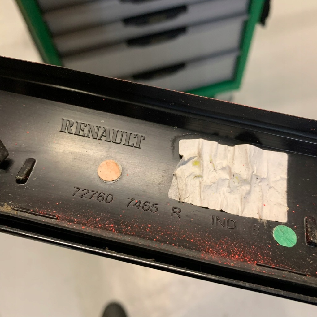 фото №8, Renault scenic iv права молдинг скло передньої захист блок двигуна 727607465r