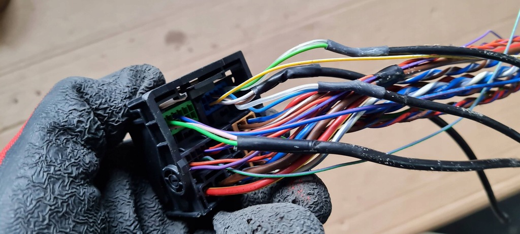 фото №12, Q3 83a штекер колодка радио 8x0035444 q5 q3 a6 a4 b9 q3 q7 4m