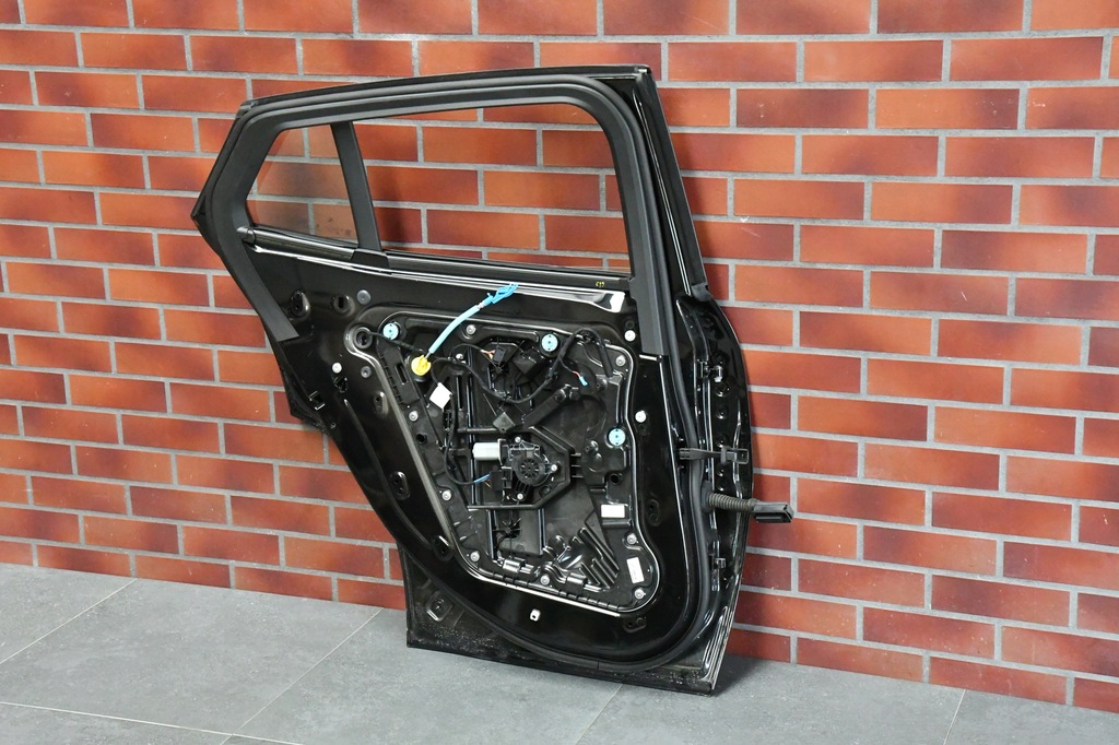 фото №7, Дверь левая задняя задние bmw x2 u10 475 black sapphire металлик