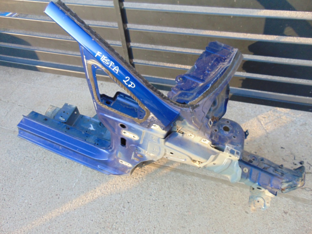 фото №6, Четверть перед передняя правая ford fiesta mk7 2009-16r разные цвета