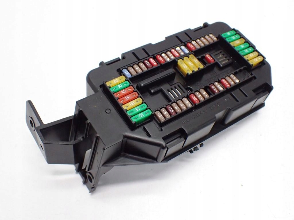 фото №1, Коробка предохранителей 9360371 bmw x5 f15 16r